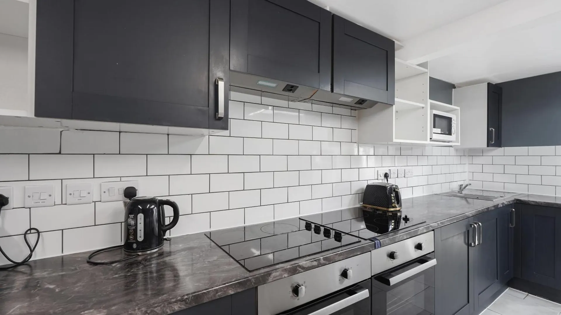 منزل للإقامة Comfy Double En-Suite Room In Barking باركنغ
